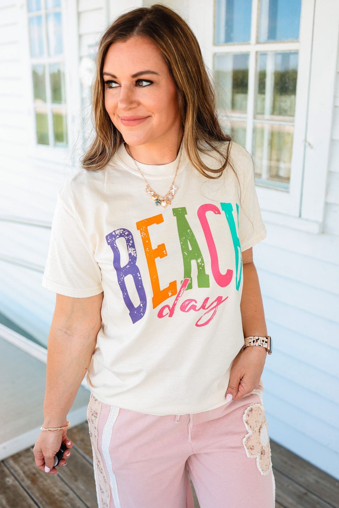 Beach Day Graphic Tee - Ivory
