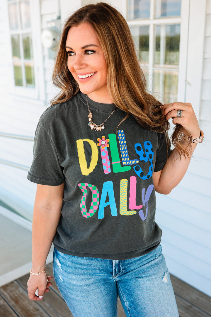 Dilly Dally Graphic Tee - Pepper