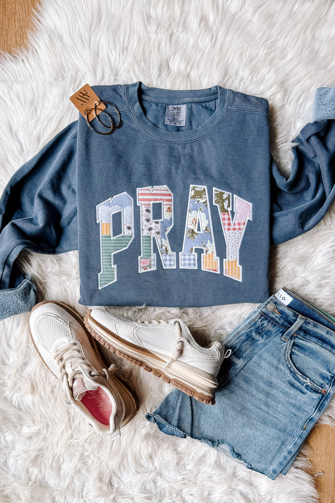 PRAY Patchwork Appliqué Graphic - Multiple Styles