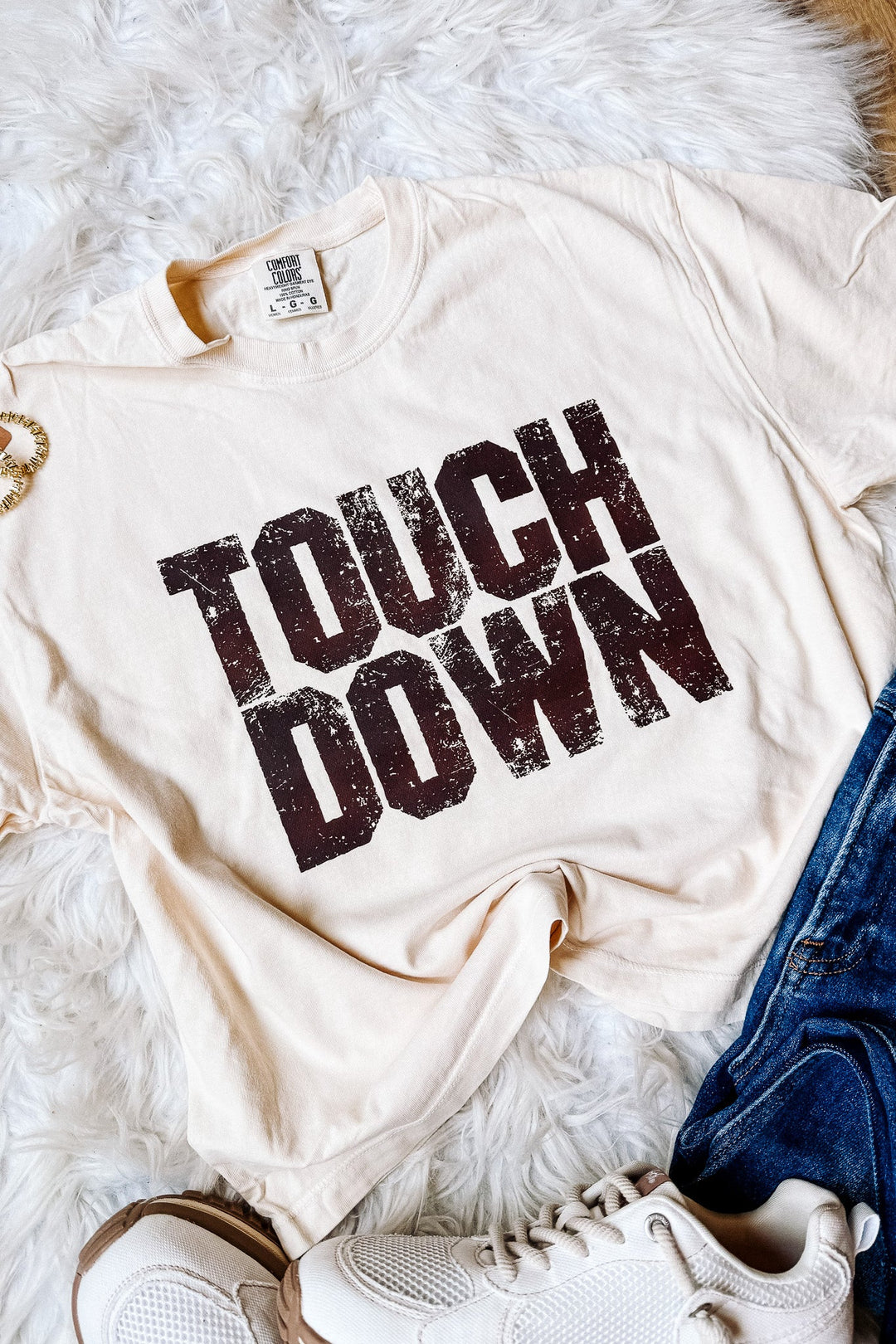 TOUCH DOWN Crop Graphic Tee - Ivory