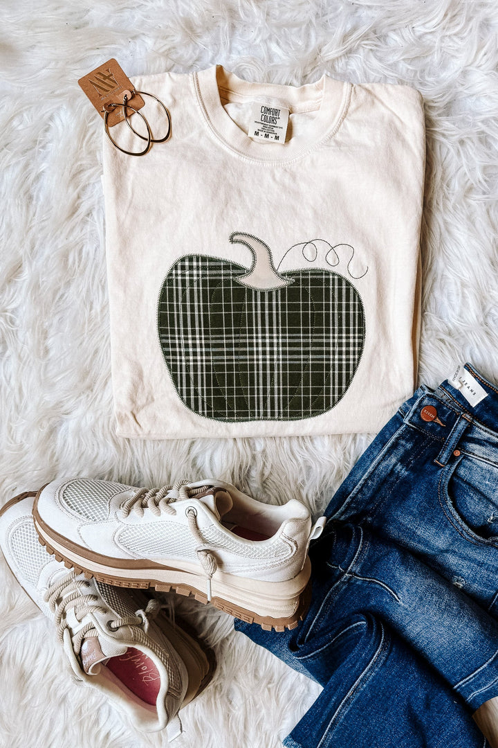 Green Plaid Appliqué Pumpkin Graphic Tee - Ivory
