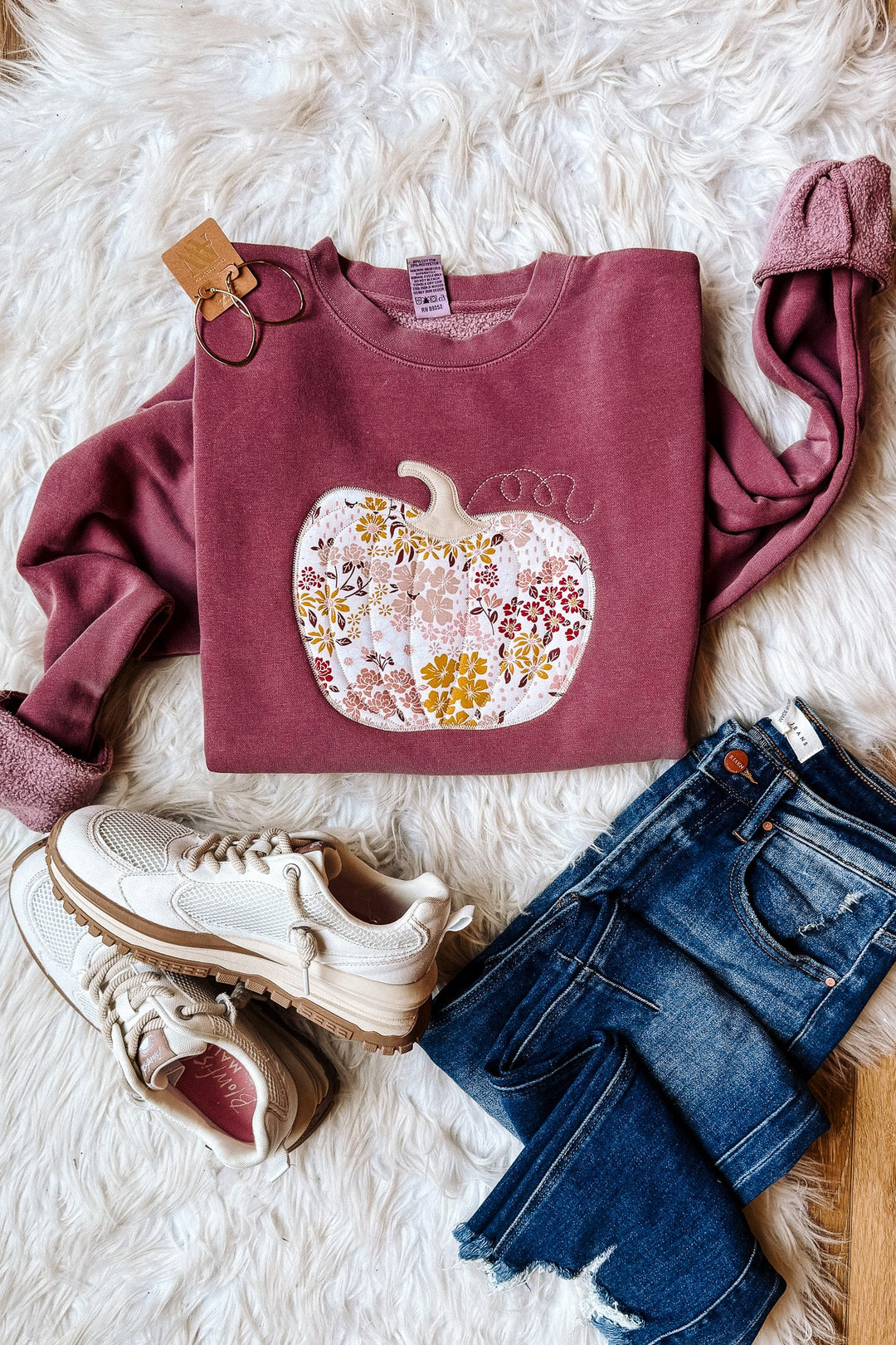 Fall Floral Appliqué Pumpkin Sweatshirt - Pigment Maroon